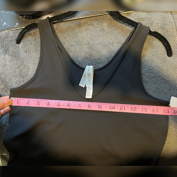 Athleta Scoop Neck Fitted Tank Top M NWT - Picture 6 of 7